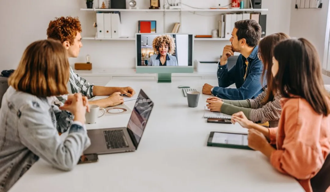 Mejorando el trabajo híbrido: Claves para el futuro laboral