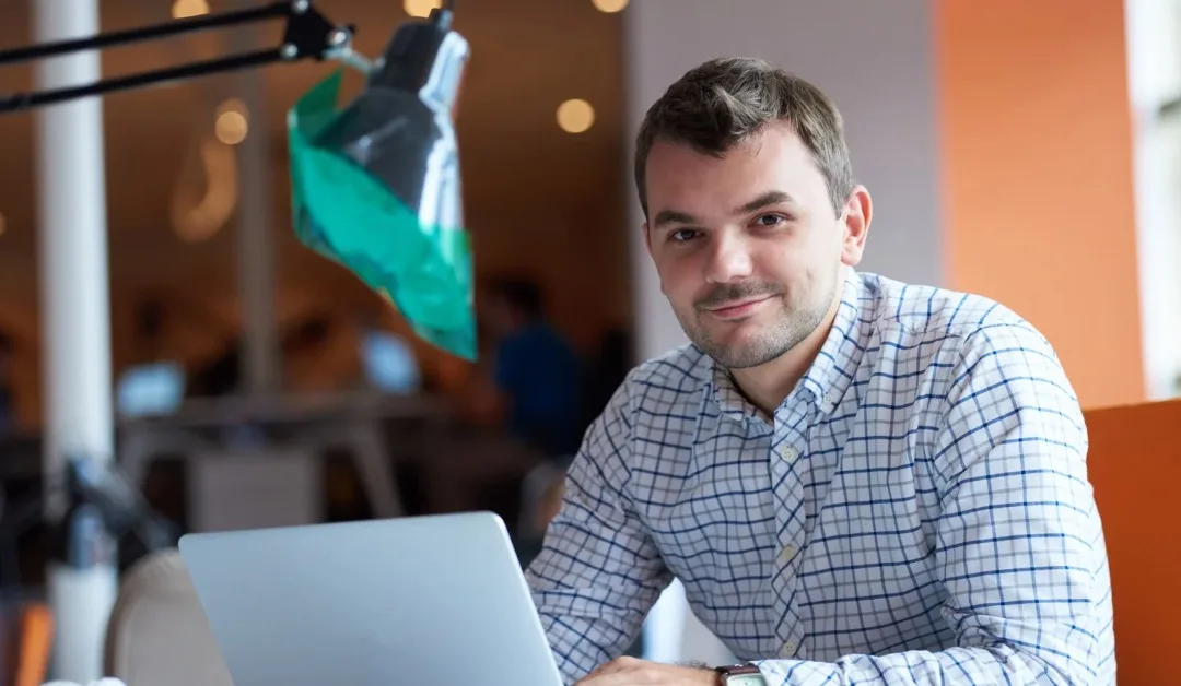 Cómo Emprender un Negocio Exitoso: Guía Definitiva